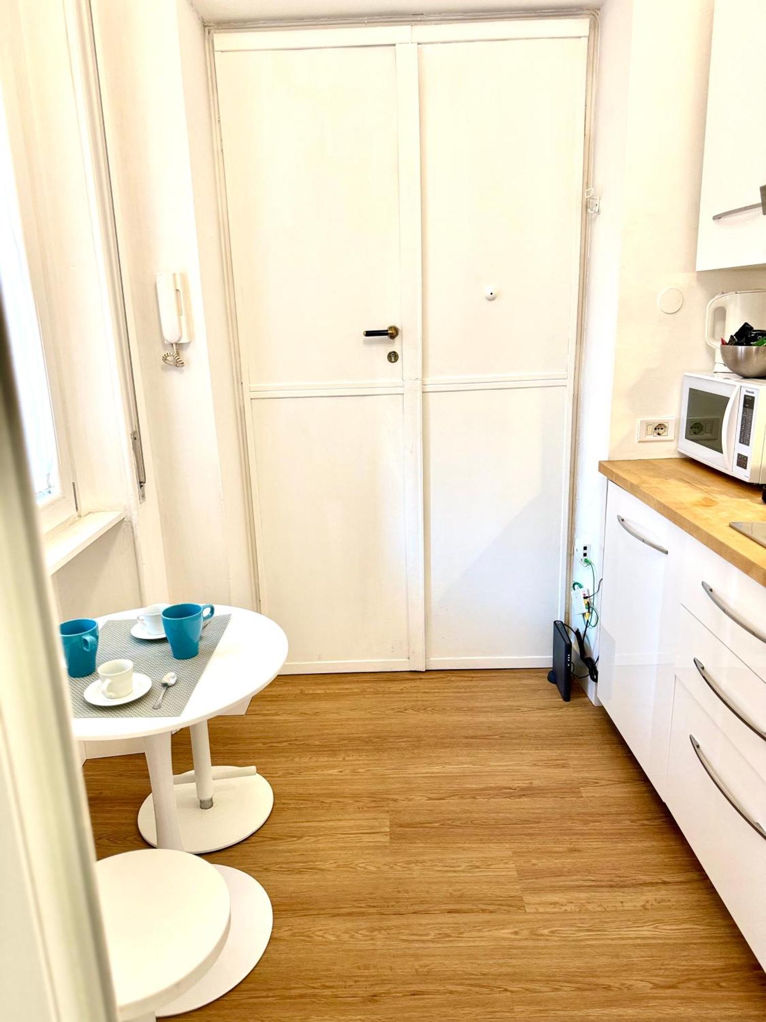 Angelico 90 Lägenhet Rom Exteriör bild