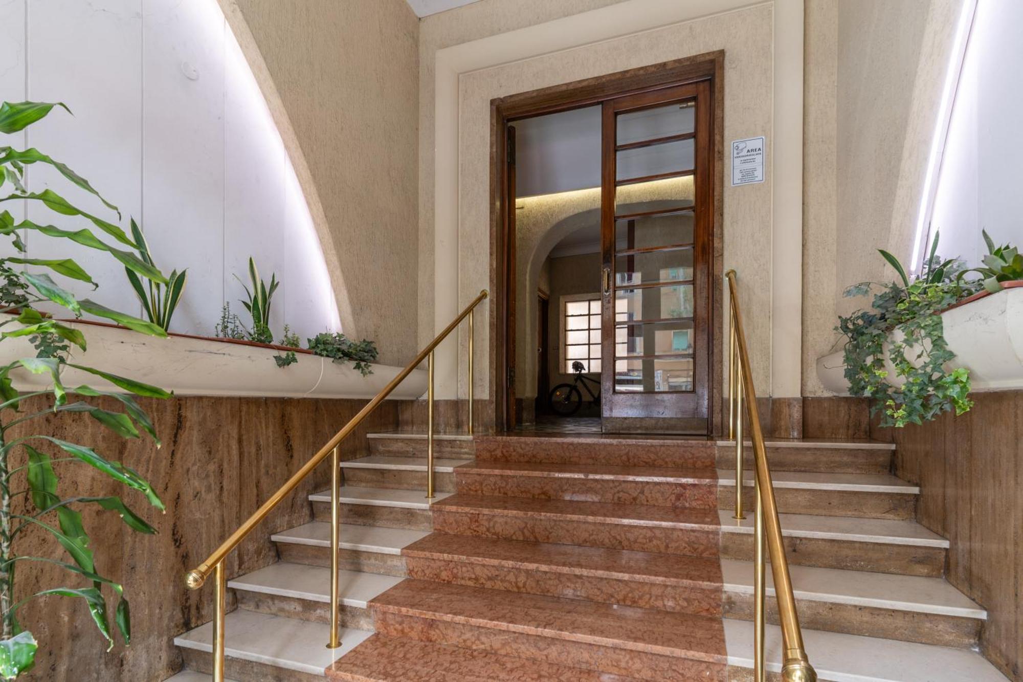 Angelico 90 Lägenhet Rom Exteriör bild